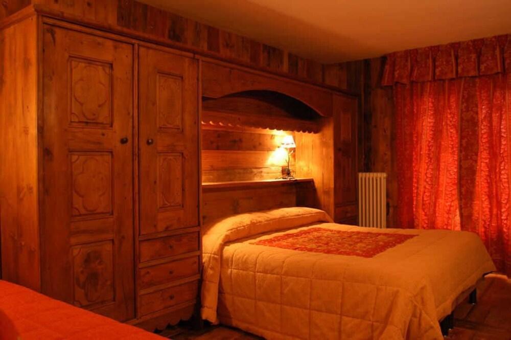 La Madonnina Del Gran Paradiso Wellness Hotel Cogne Ngoại thất bức ảnh