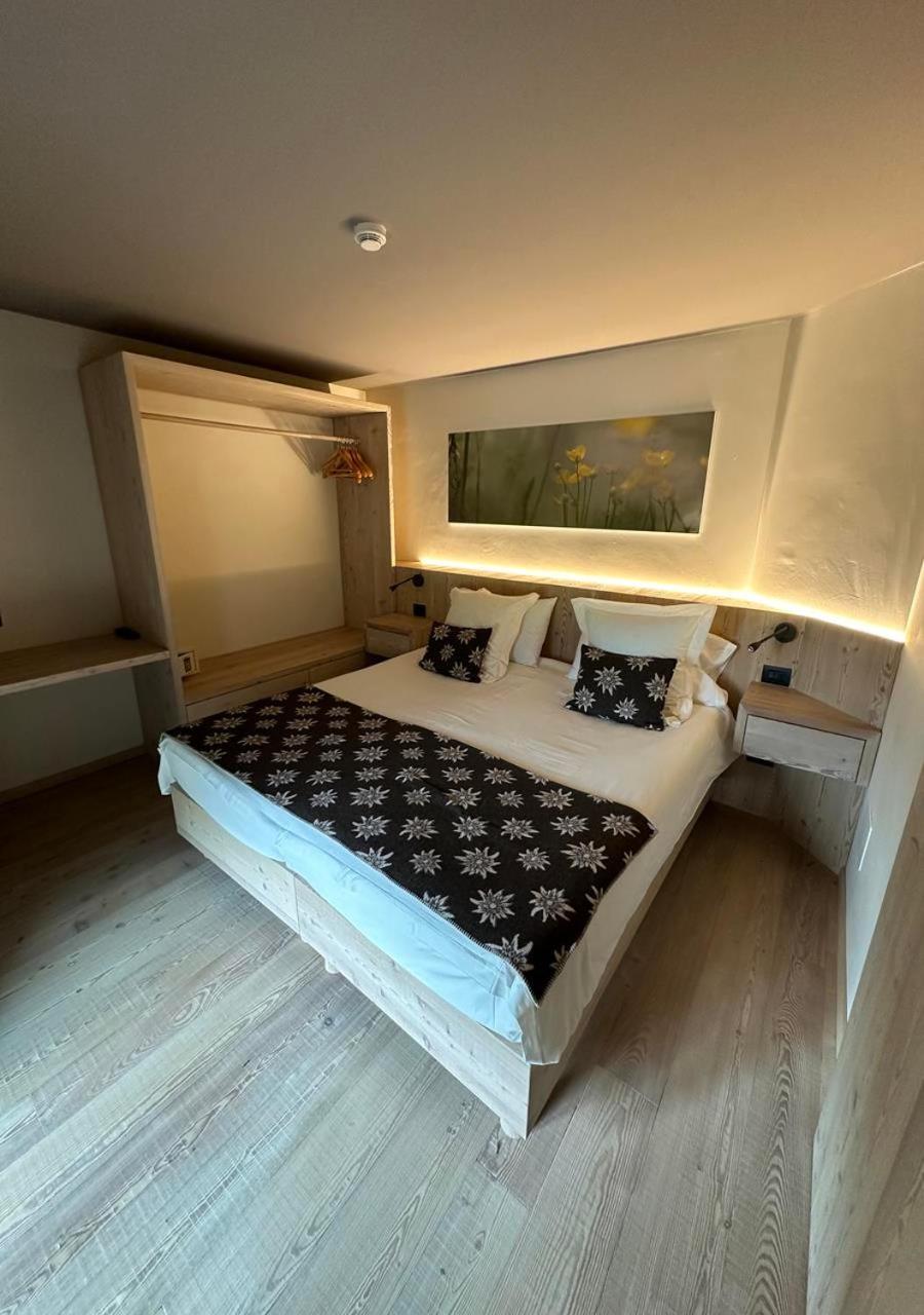 La Madonnina Del Gran Paradiso Wellness Hotel Cogne Ngoại thất bức ảnh