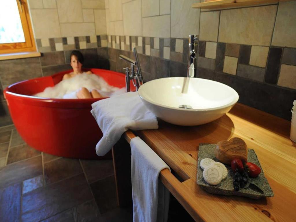 La Madonnina Del Gran Paradiso Wellness Hotel Cogne Ngoại thất bức ảnh