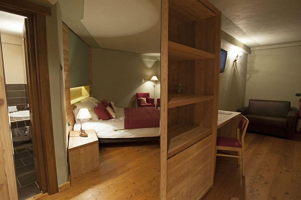 La Madonnina Del Gran Paradiso Wellness Hotel Cogne Ngoại thất bức ảnh