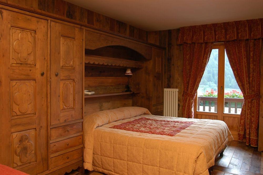 La Madonnina Del Gran Paradiso Wellness Hotel Cogne Ngoại thất bức ảnh